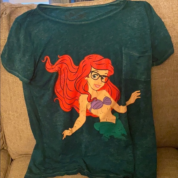 Disney Tops - Little Mermaid tee
